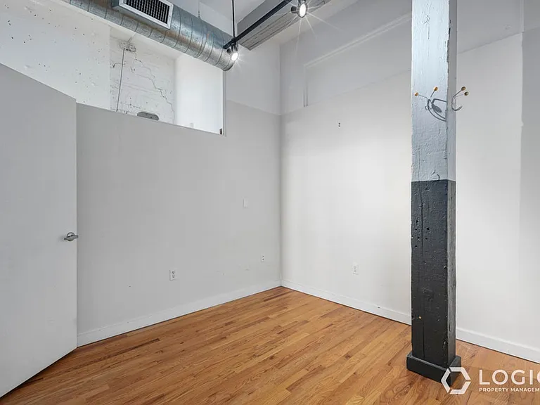 159 W Broadway #304 — Photo 18