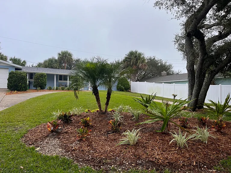4517 Saxon Dr — Photo 22