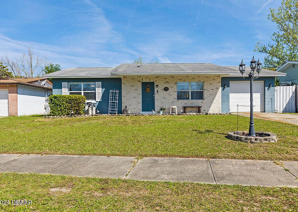 1st image of 1320 Golf Ave