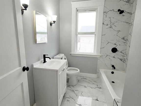 4th image of 169 Farren Ave #2