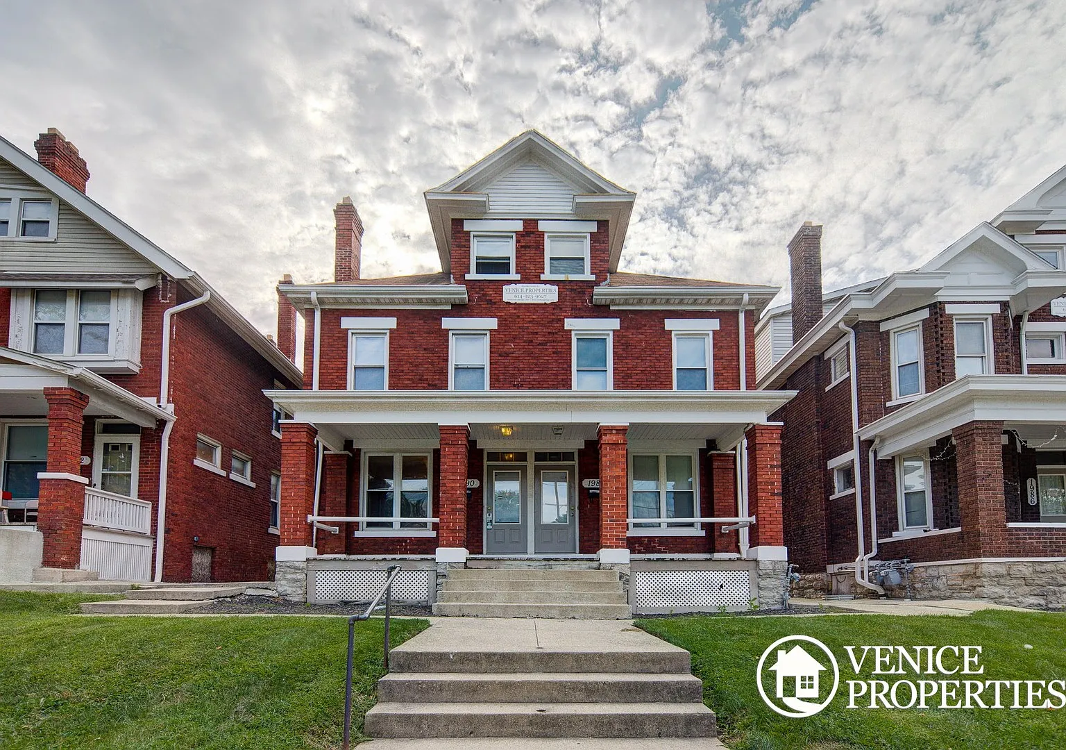 5 Bedroom on OSU Campus — Photo 1