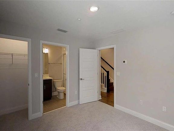 4th image of 840 N Thornton Ave