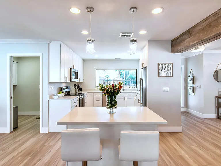 8108 E Morgan Trl — Photo 12