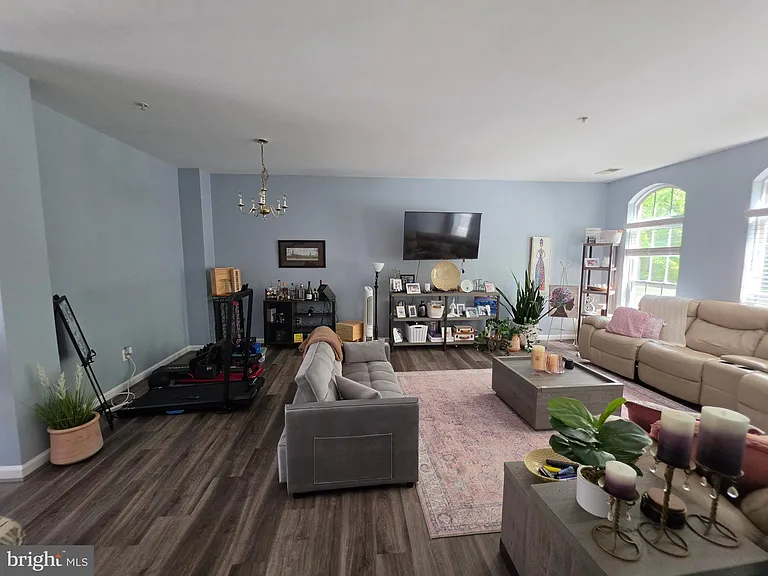 12133 Open View Ln #206 — Photo 8