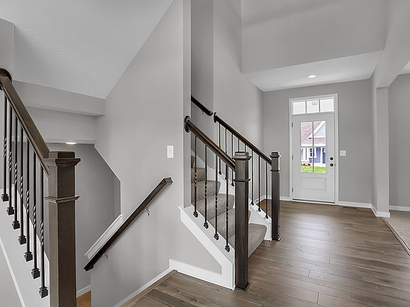 4th image of 15595 Edenvale Dr