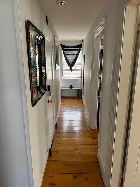 2 bed, 1000 sqft, $2,900 — Photo 2