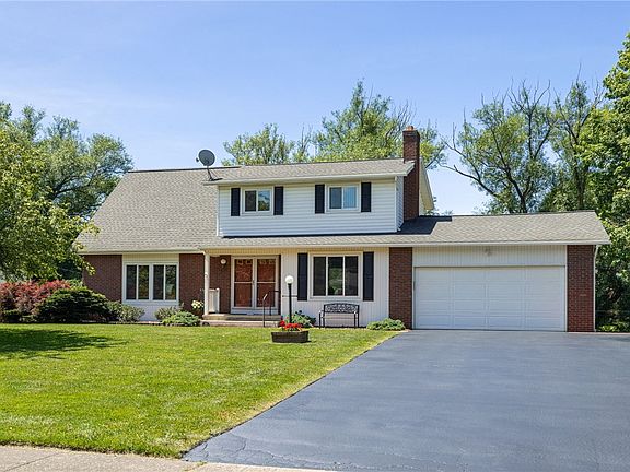 2nd image of 189 Sherri Ann Ln