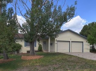2155 Rusty Hinge Dr, Colorado Springs, CO 80920
