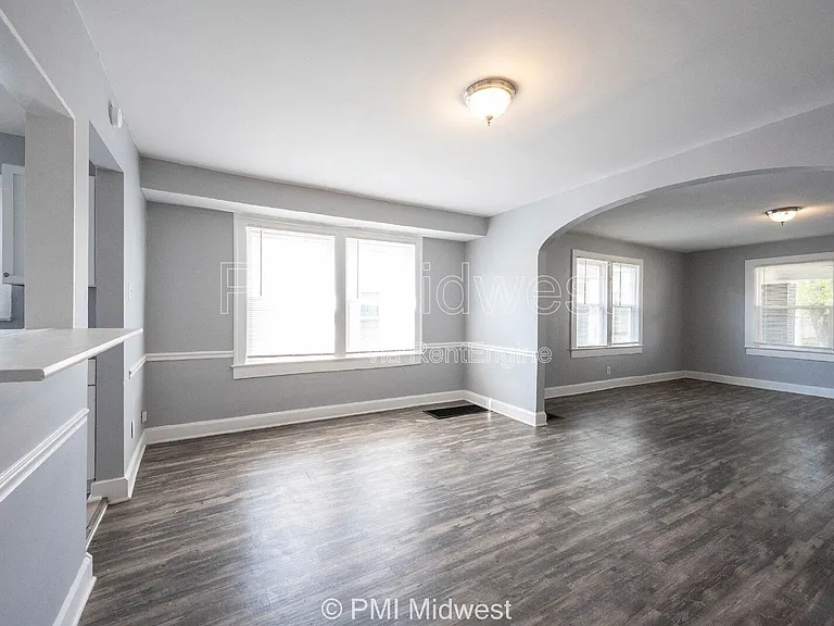 1321 N Ewing St — Photo 11