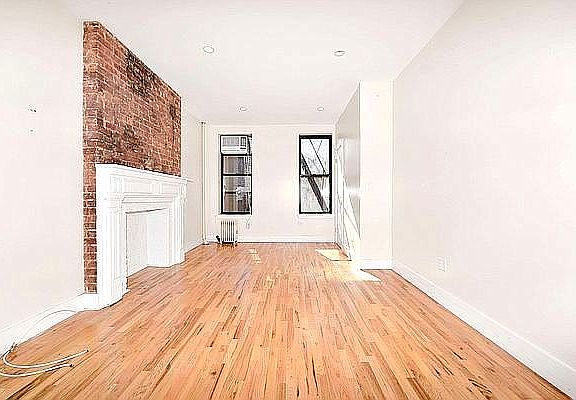 3rd image of 180 Prince St #6A