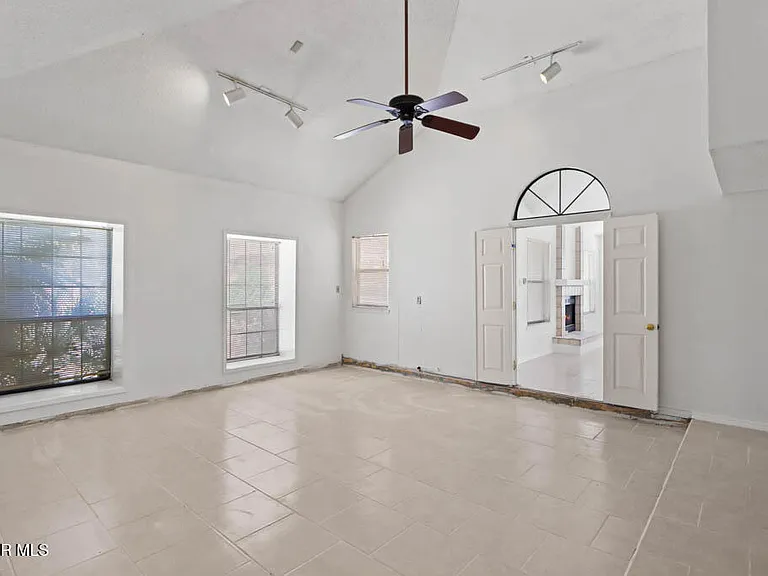 1478 Gene Torres Dr — Photo 9