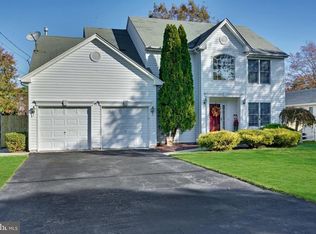 591 Pirate Ln, Manahawkin, NJ 08050