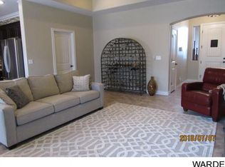 3260 E Whitehead Ave, Kingman, AZ 86401