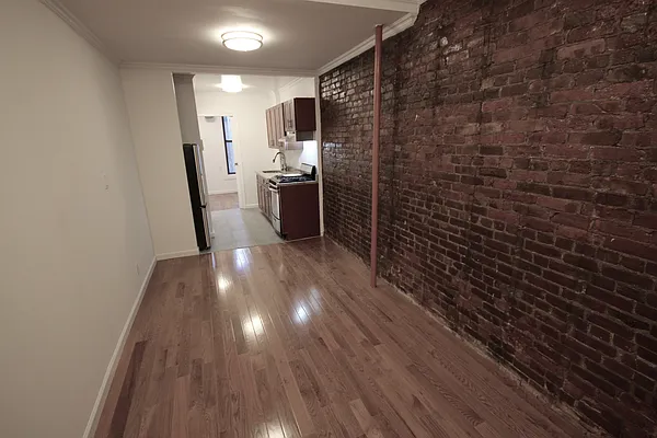 Rented by Aether Property Group | media 35