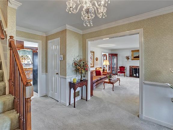 4th image of 11871 Wexwood Dr