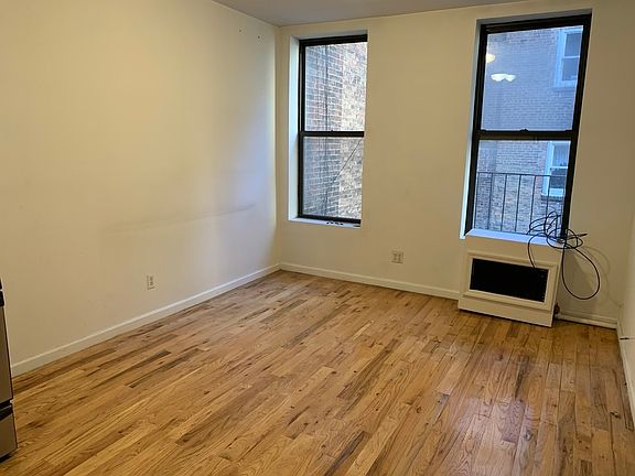 4th image of 1376 3rd Ave #47