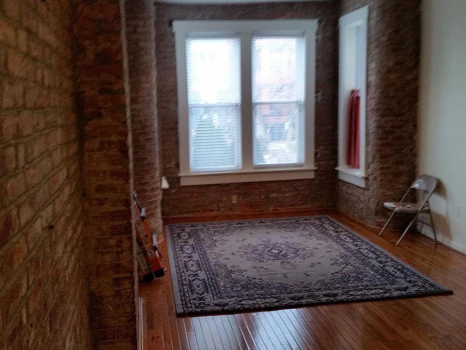 Another view of the living room.