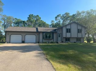 157 Tara Dr, Tomah, WI 54660