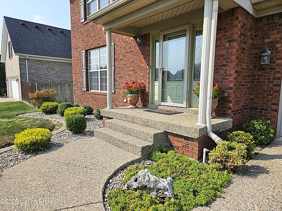 4th image of 6407 Autumn Oak Way