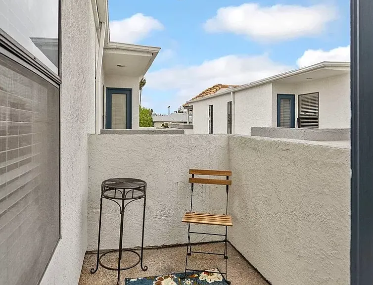 6055 Estelle St #7 — Photo 5