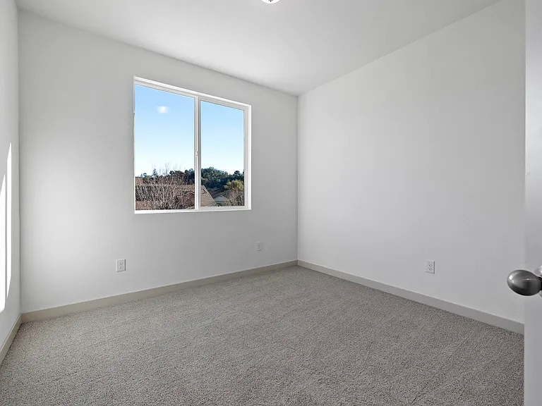 86 Cottage Ct — Photo 11