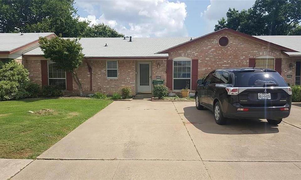 1st image of 1010 Pleasant Valley Ln