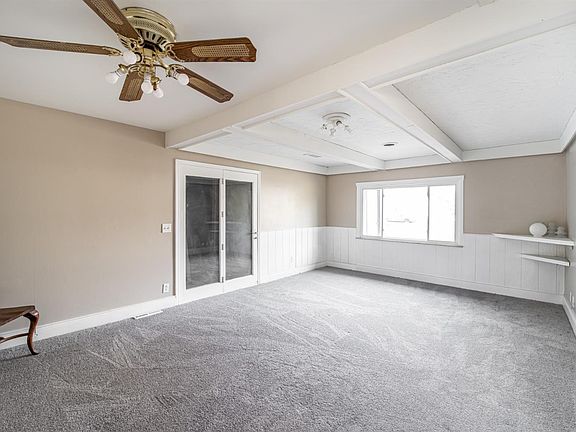 4th image of 9215 Highland Dr