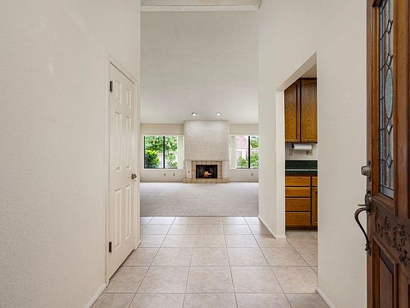5th image of 79580 Port Royal Ave