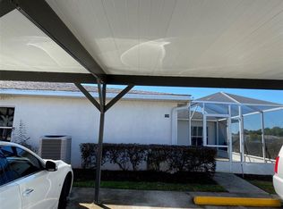 924 Willow Dr, Leesburg, FL 34748