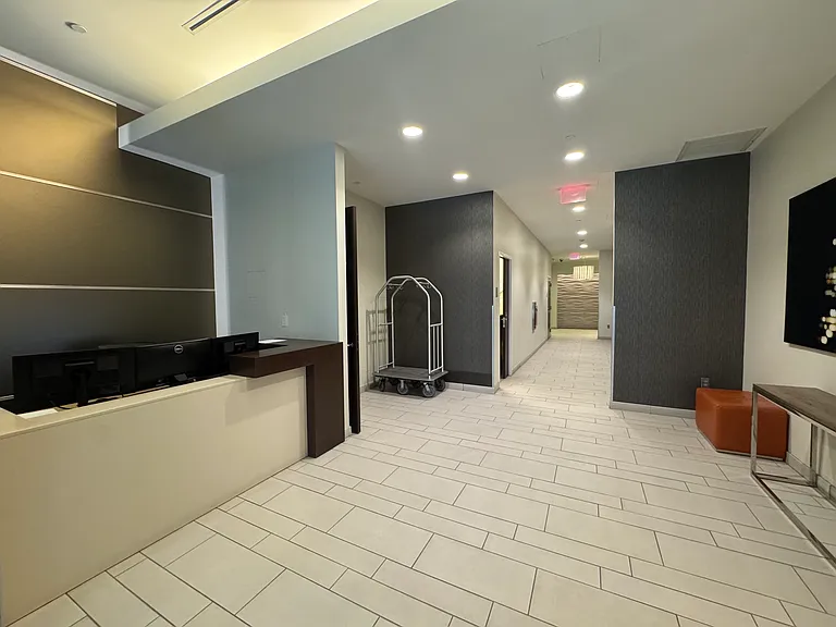 43 Westland Ave #11 — Photo 11
