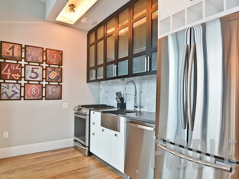 4441 Purves St #1311 — Photo 5