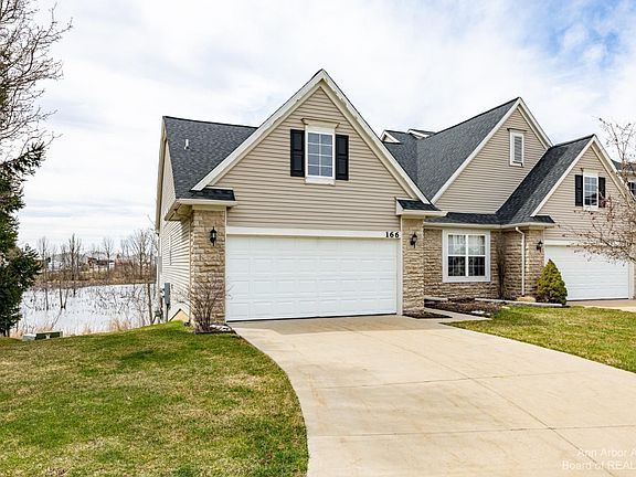 3rd image of 166 Burwyck Park Dr
