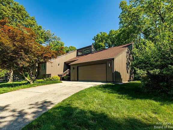 4th image of 3720 Tremont Ln