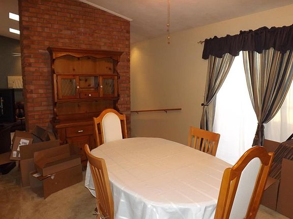 Dining Room w/doors to deck
