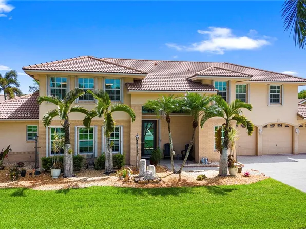19410 NW 6th St, Pembroke Pines, FL 33029