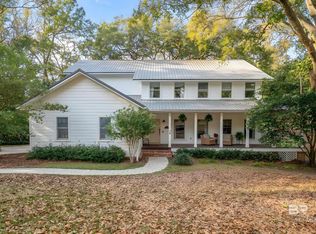 16 Greenbrier Ln, Fairhope, AL 36532