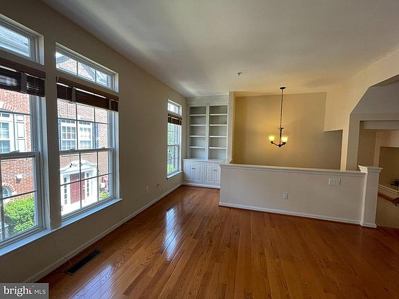 4th image of 3689 Madison View Ln #6050
