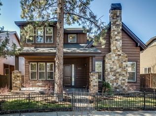 61111 Aspen Rim Ln, Bend, OR 97702