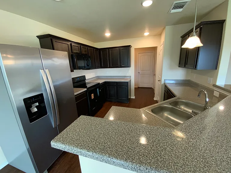 2543 Valley Forge Dr — Photo 7