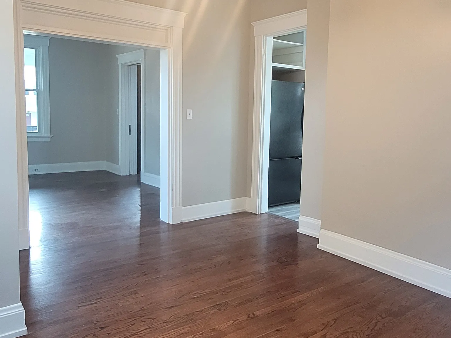 4 bed, 1692 sqft, $2,900 — Photo 3