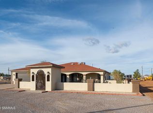 8965 Arroyo Rd, Las Cruces, NM 88012