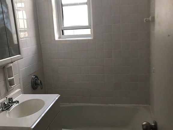 2nd image of 6115 43rd Ave APT 5H