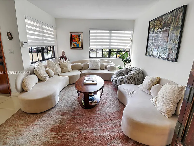 17920 NW 68th Ave #31 — Photo 6