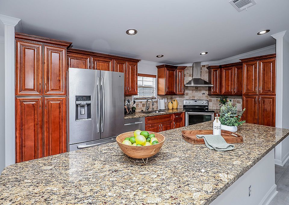 1st image of 11296 Rexmere Blvd #6-6INV