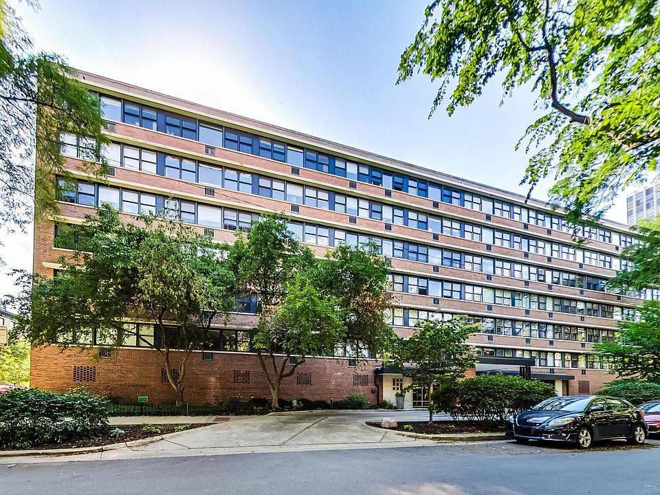 1st image of 2300 N Commonwealth Ave APT 2C