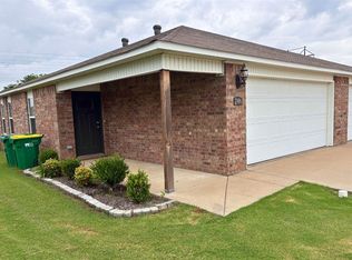 246 & 248 E Anabranch Ct, Farmington, AR 72730