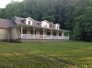 4531 Midway Rd, Yawkey, WV 25573