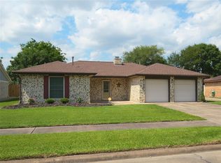 5122 Glenvalley Dr, La Porte, TX 77571