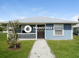 480 14th St SW, Vero Beach, FL 32962