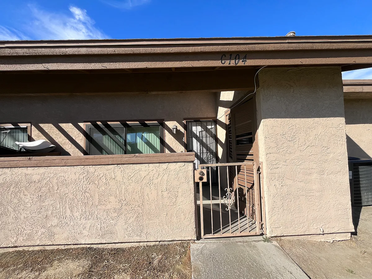 Building Photo - 45546 Aladdin St #C104
